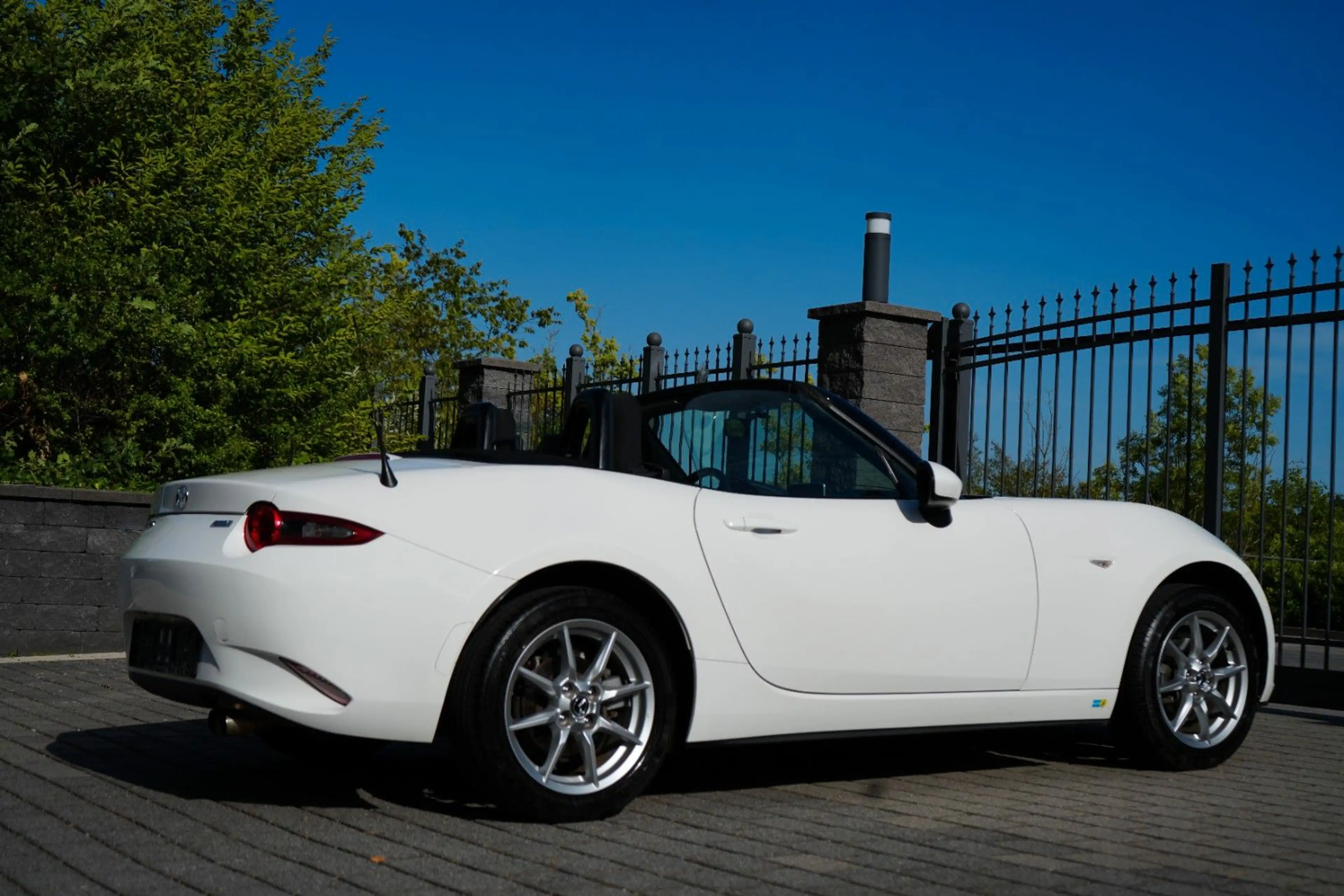 Mazda MX-5 Center-Line/wenig km/Navi/Versiegelt Rostfr — photo 11