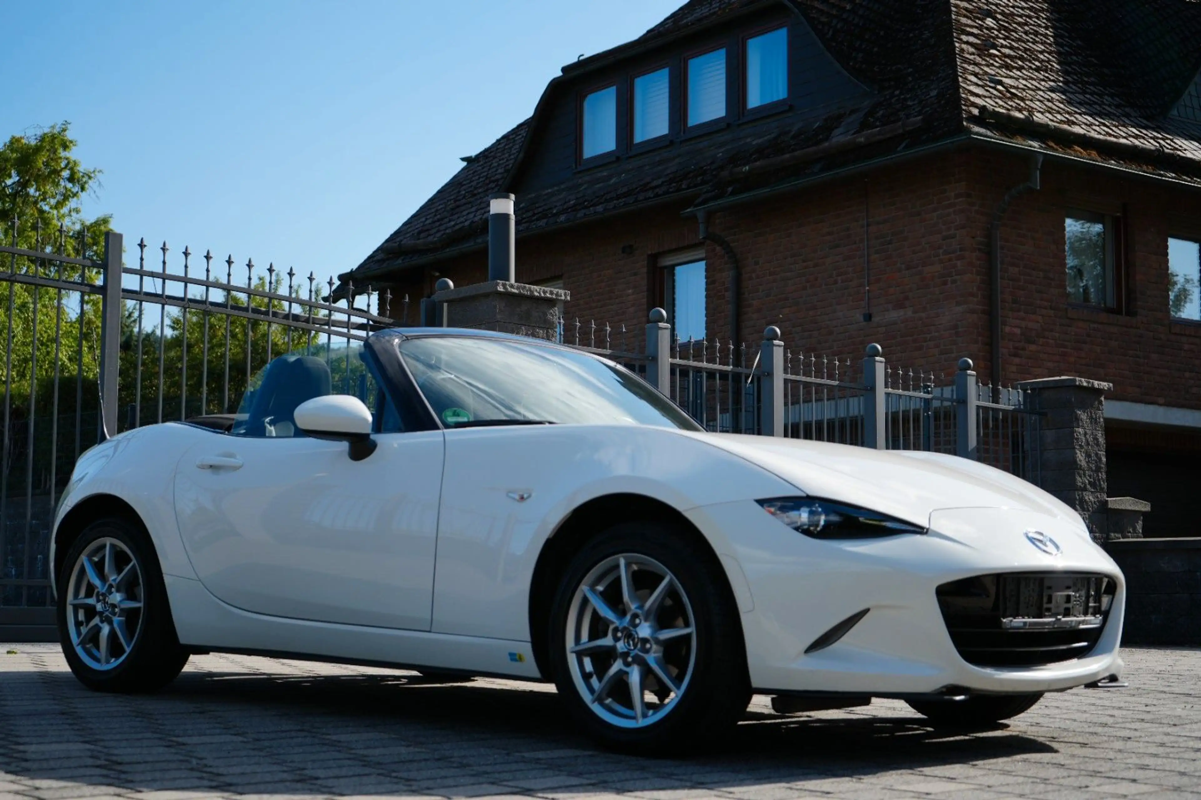 Mazda MX-5 Center-Line/wenig km/Navi/Versiegelt Rostfr — photo 4