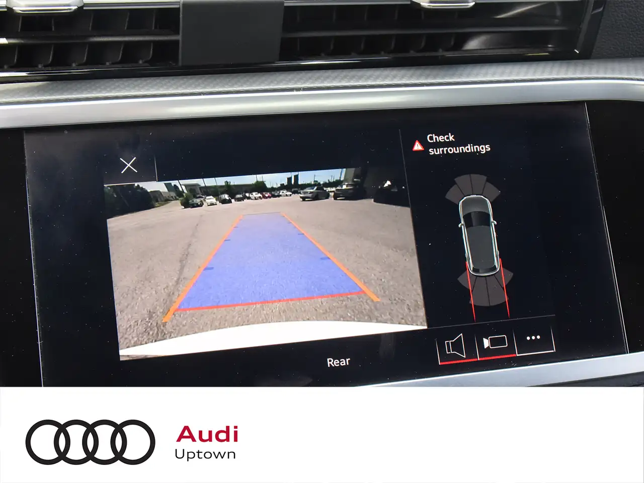Audi Q3 fotografie Audi Q3