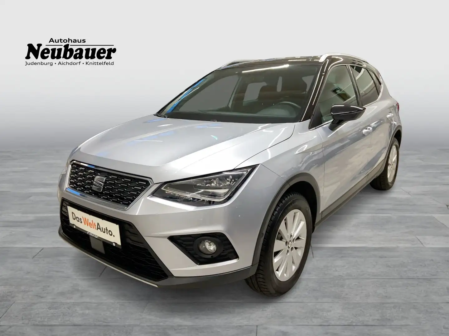 SEAT Arona Xcellence TDI Silber - 1
