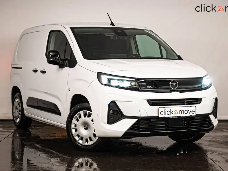 Opel Combo 1.5d 100 L1H1 3 Places Incl. Navi -Camera - Carplay