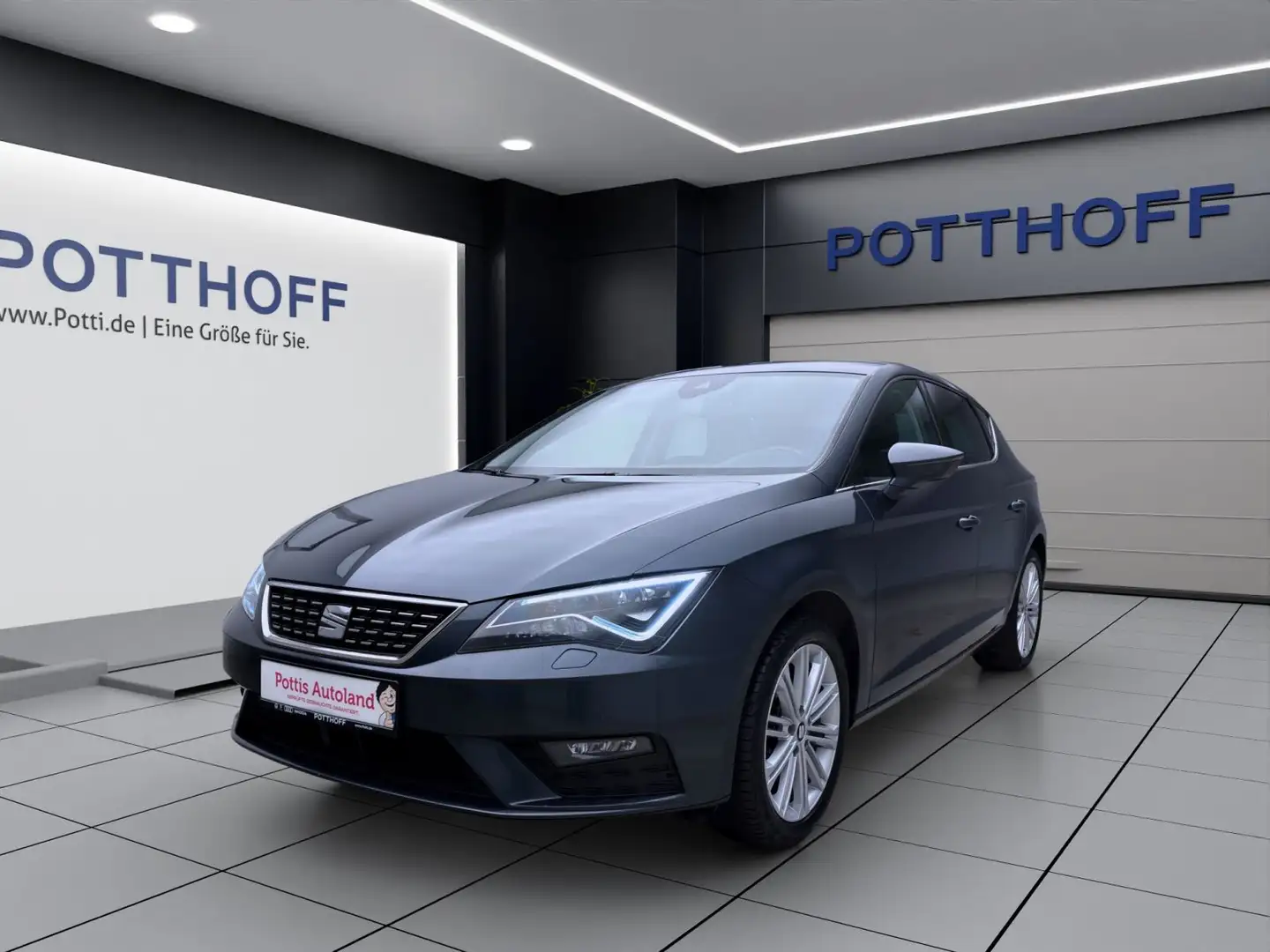 SEAT Leon 1.5 TSI DSG XCELLENCE NAVI PDC KAMERA SITZH Grau - 1