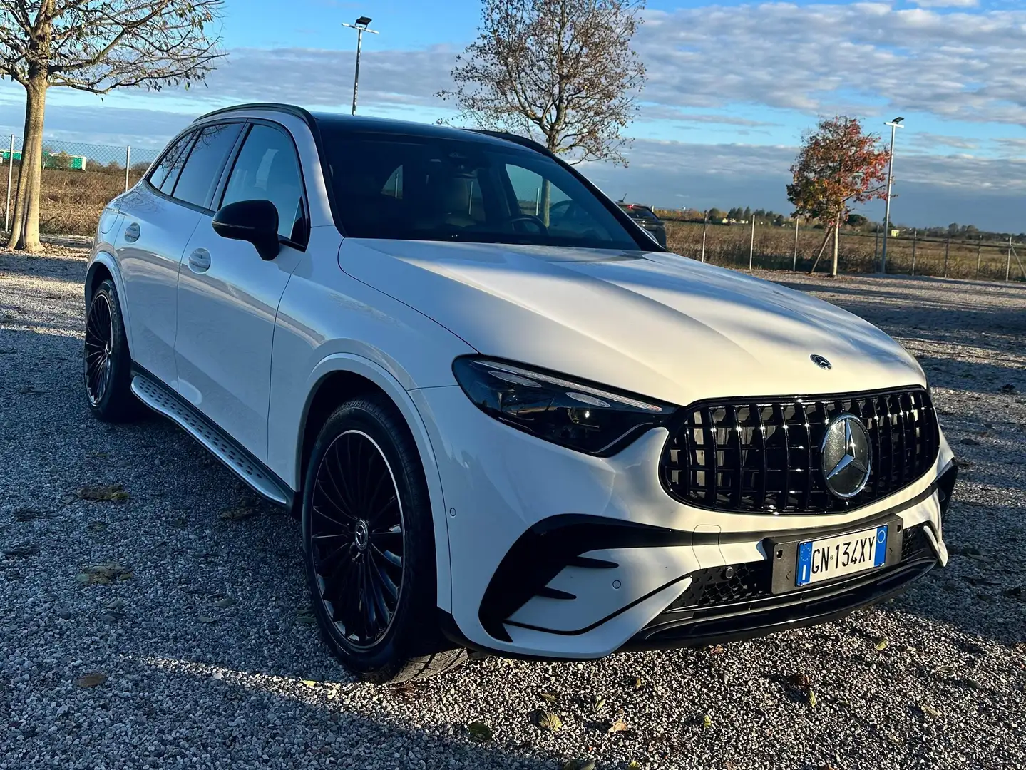 Mercedes-Benz GLC 220 GLC - X254 d AMG Line Premium 4matic auto Bianco - 1