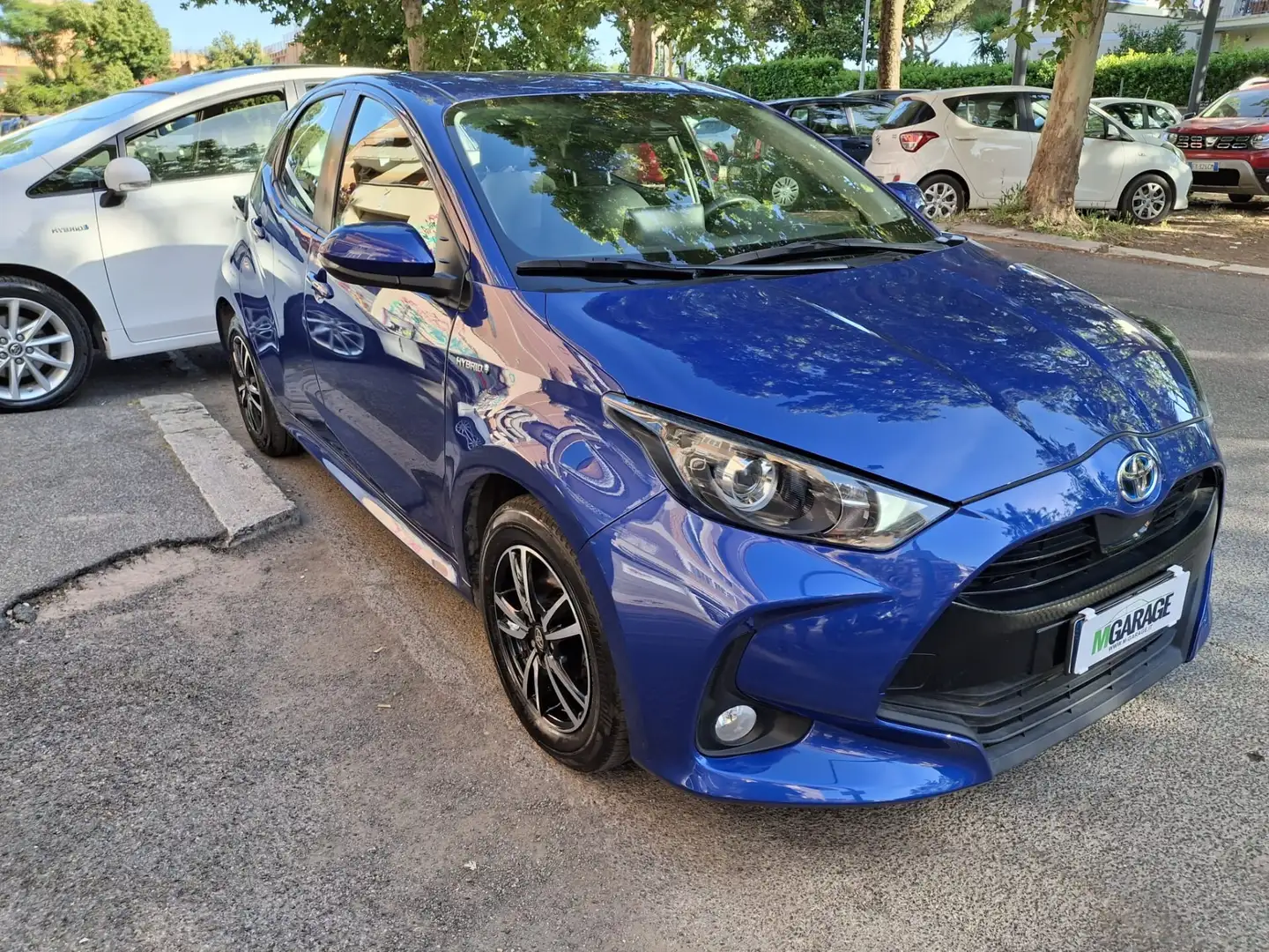 Toyota Yaris 1.5 Hybrid 5 porte Business Blau - 2