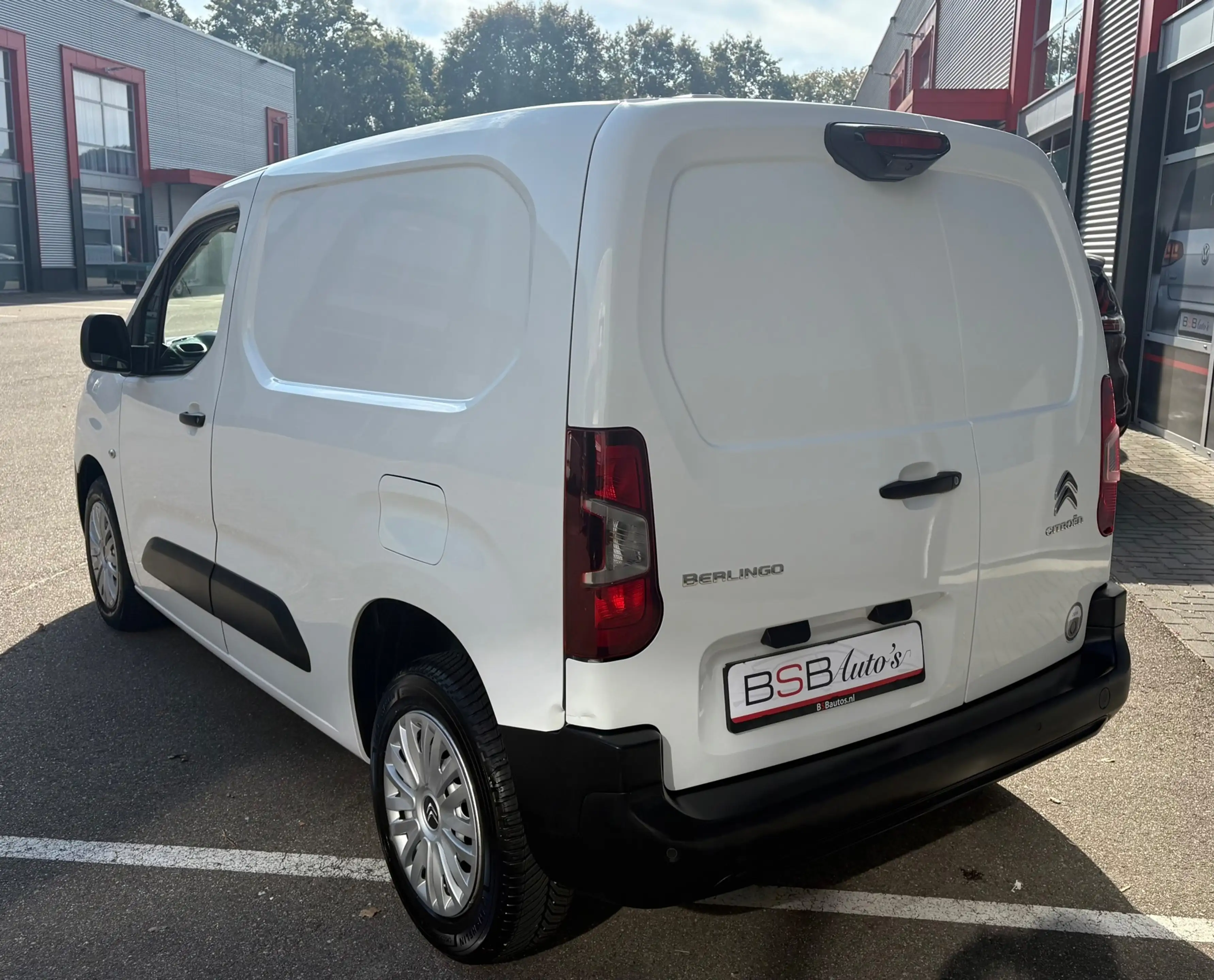 Citroen Berlingo 1.2 PureTech Club 110 pk (bpm vrij) Airco Navigati — photo 4