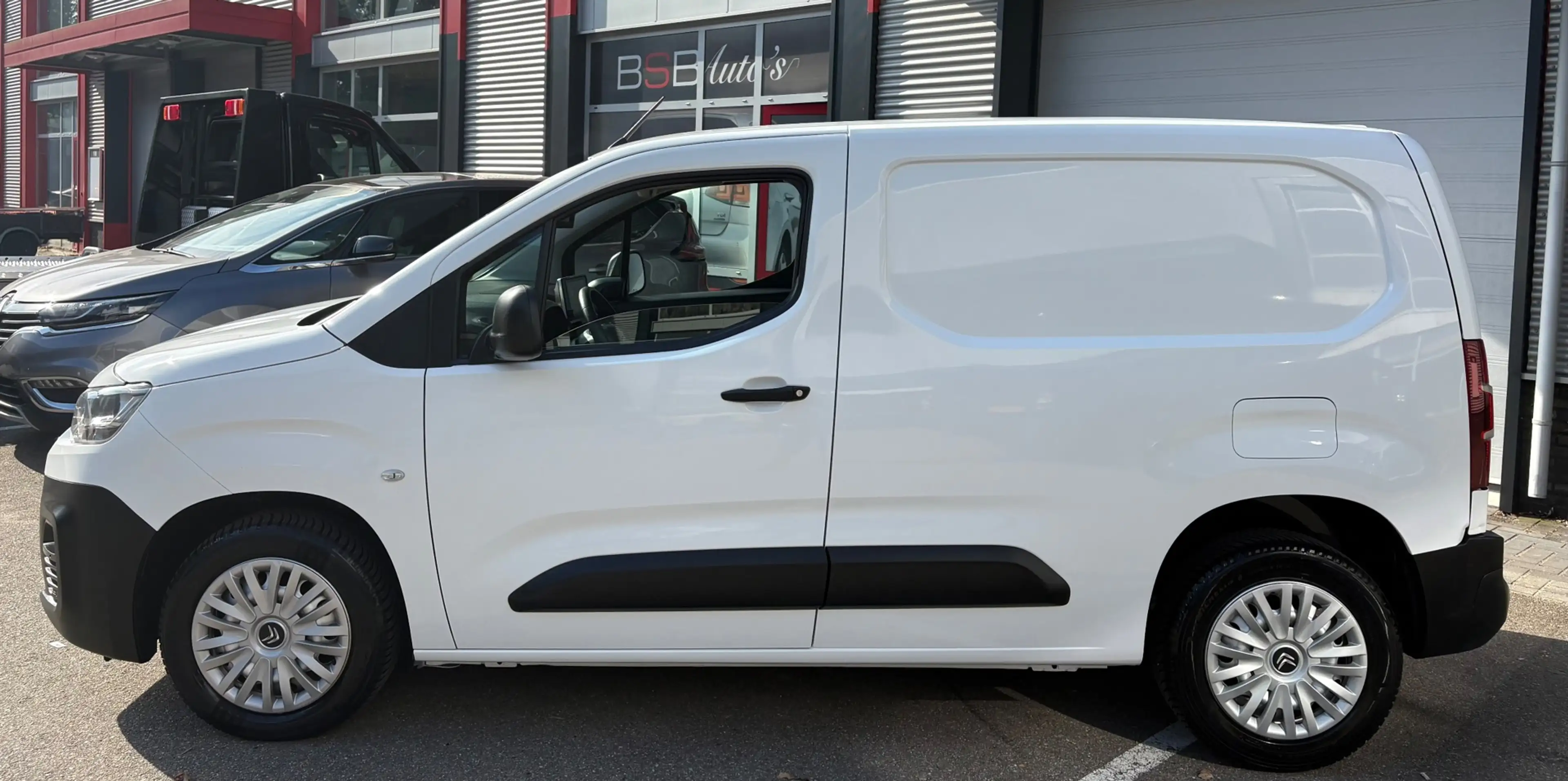 Citroen Berlingo 1.2 PureTech Club 110 pk (bpm vrij) Airco Navigati — photo 3