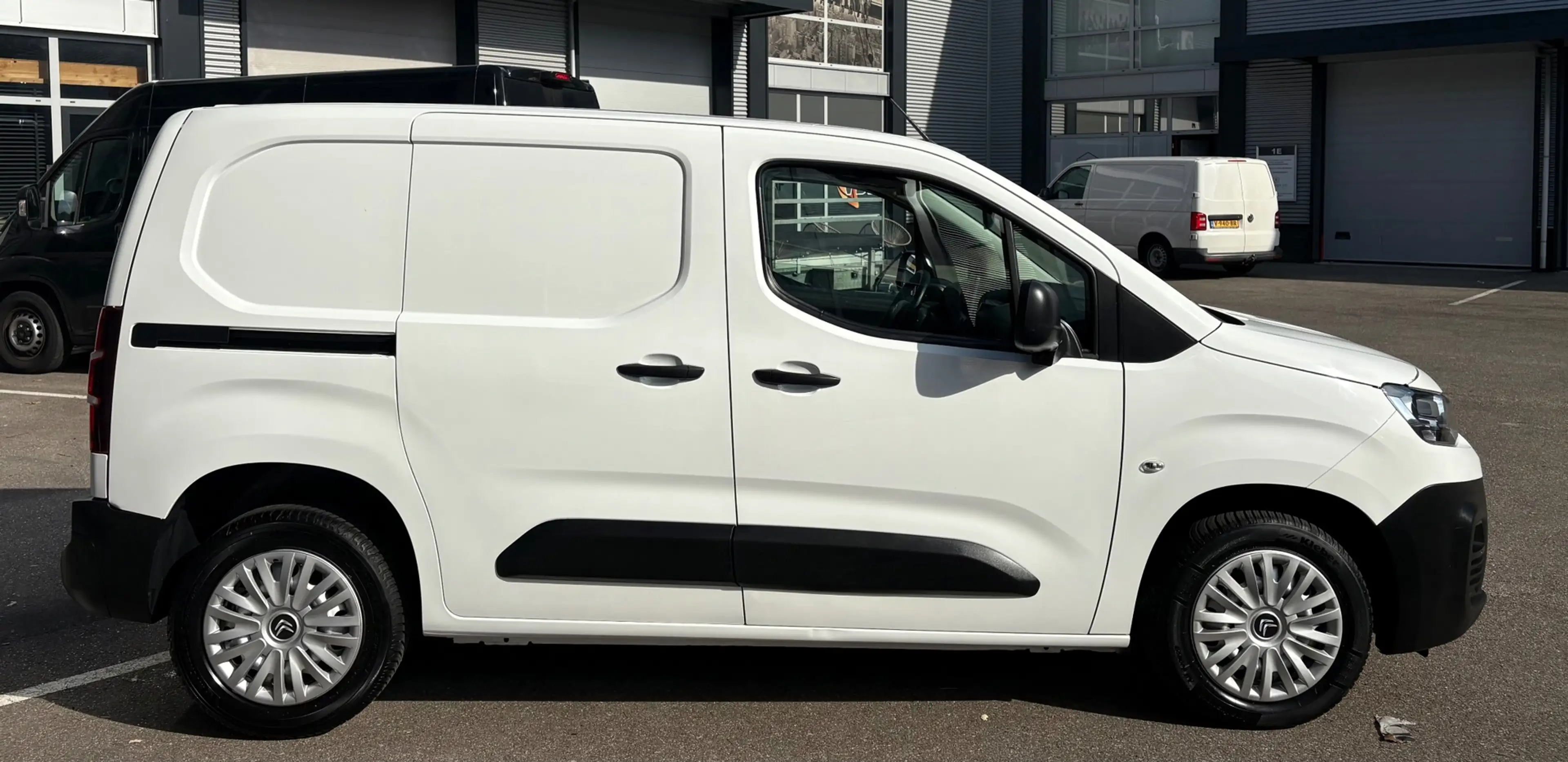 Citroen Berlingo 1.2 PureTech Club 110 pk (bpm vrij) Airco Navigati — photo 11