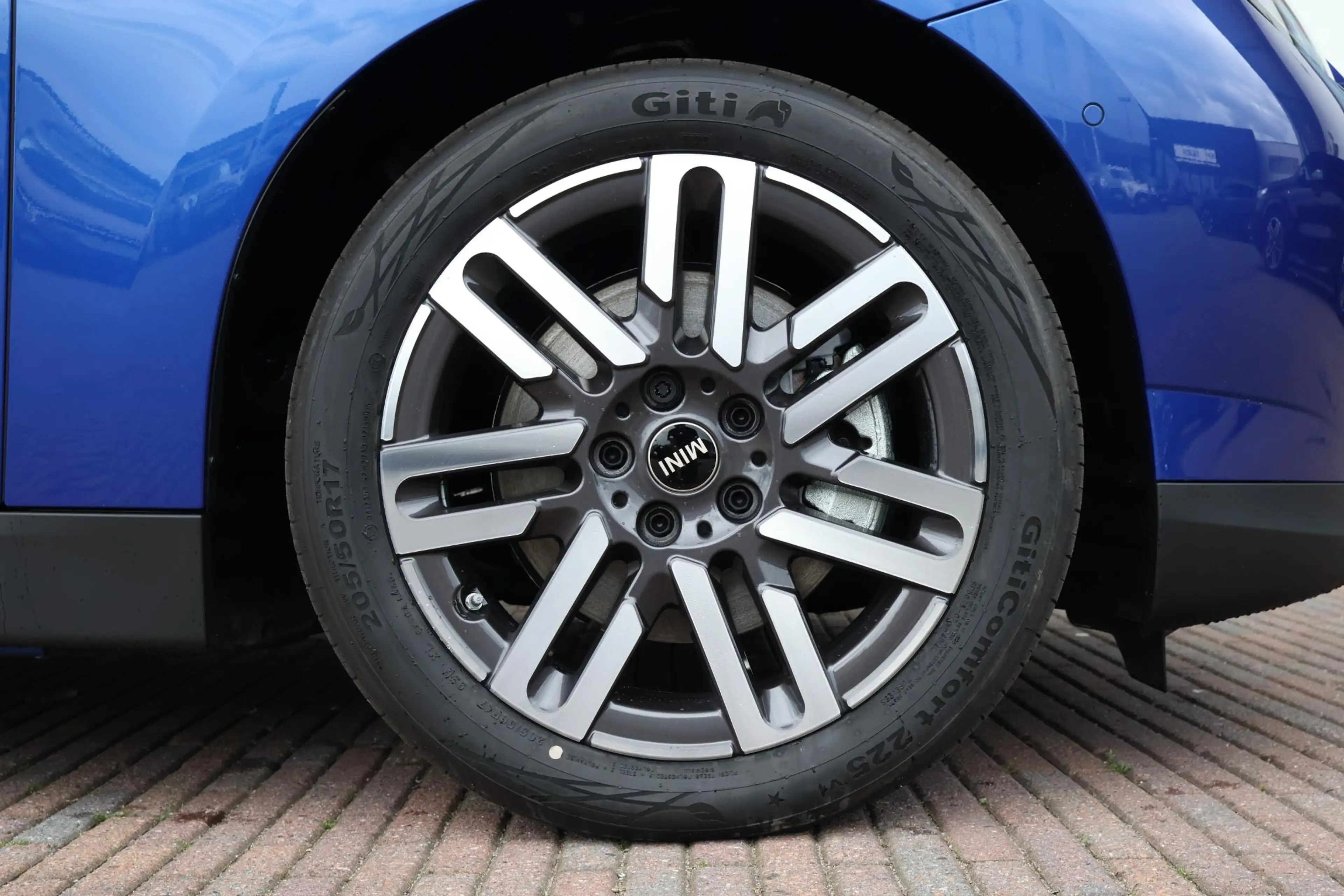 MINI Cooper E 3-Deurs Favoured L 40.7 kWh | Panorama Dak | Harma — photo 6