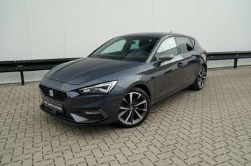 2.0 FR | AUTOMAAT | CARPLAY | CAMERA | ACC