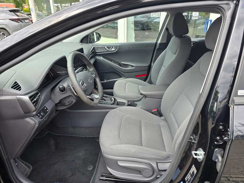 Hyundai IONIQ PLUGIN HYBR 1.6 — photo 7