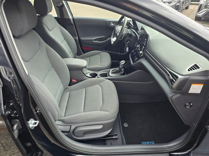 Hyundai IONIQ PLUGIN HYBR 1.6 — photo 11