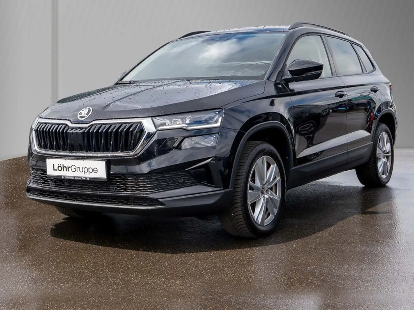Skoda Karoq 1.5 TSI DSG Selection AHK, Navi Schwarz - 2