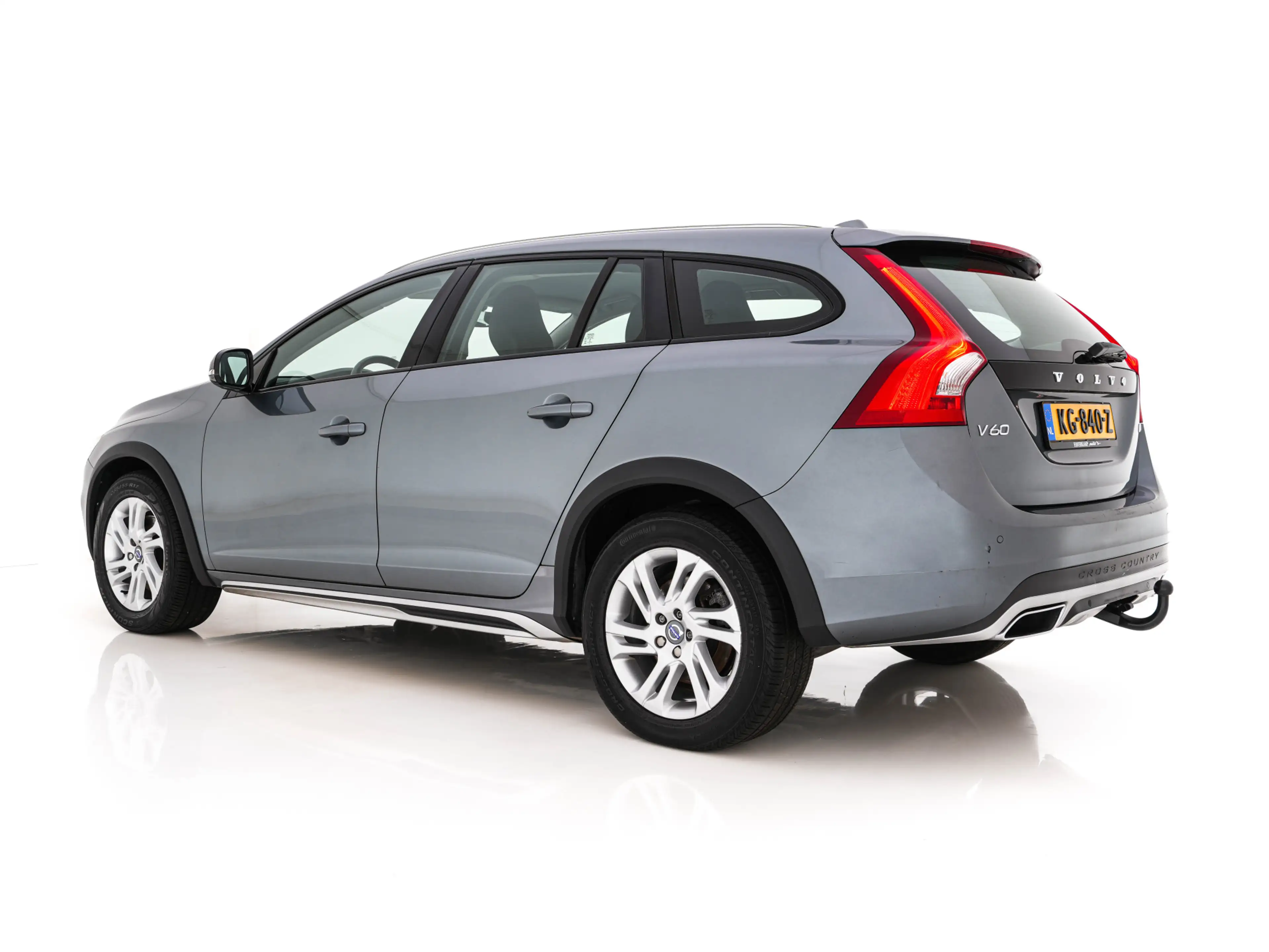 Volvo V60 Cross Country 2.0 D3 Momentum Business *LEATHER | NAVI-FULLMAP | — photo 4