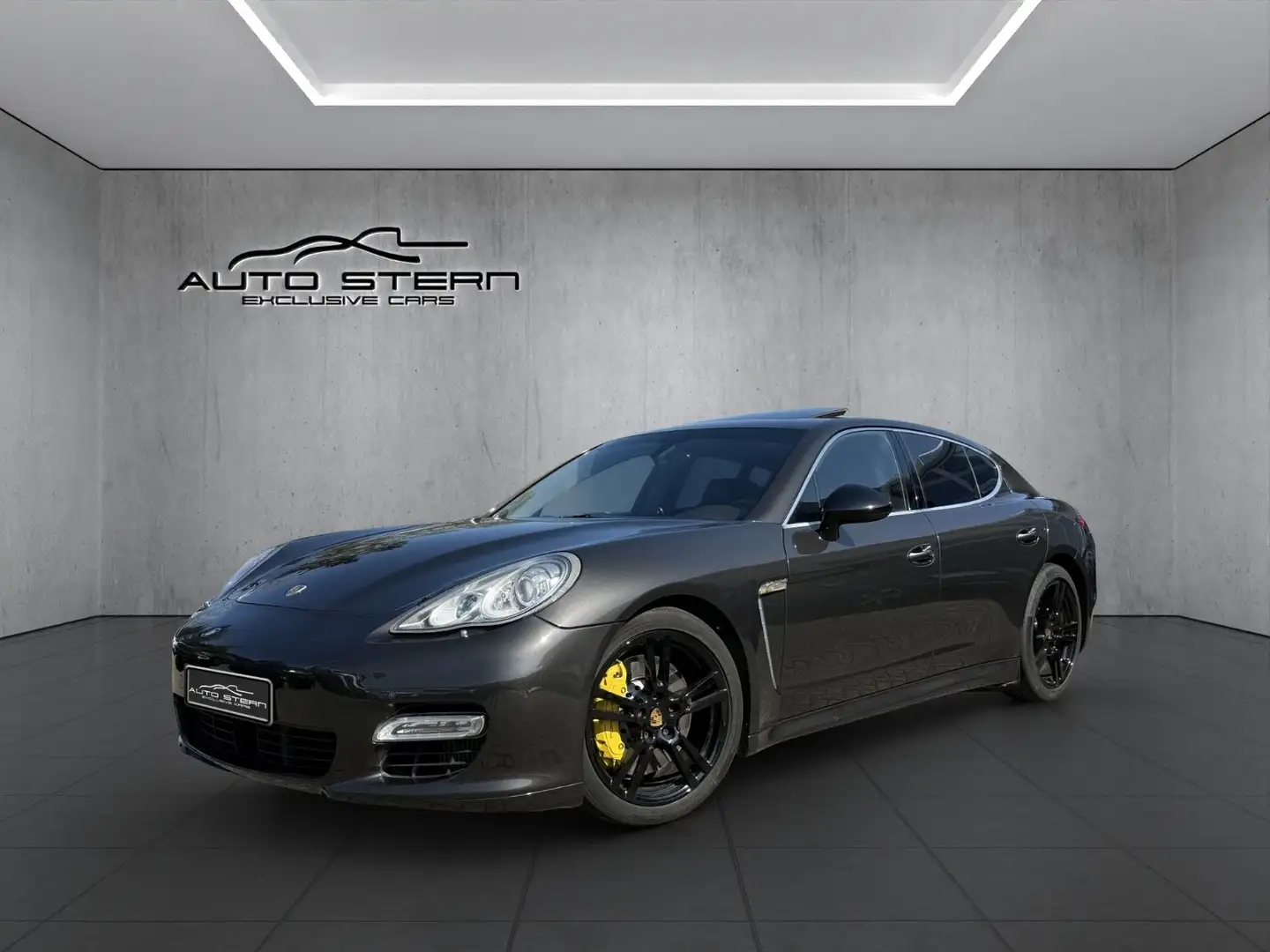 Porsche Panamera Turbo PDK CHRONO "VOLL-AUSSTATTUNG" Grau - 1