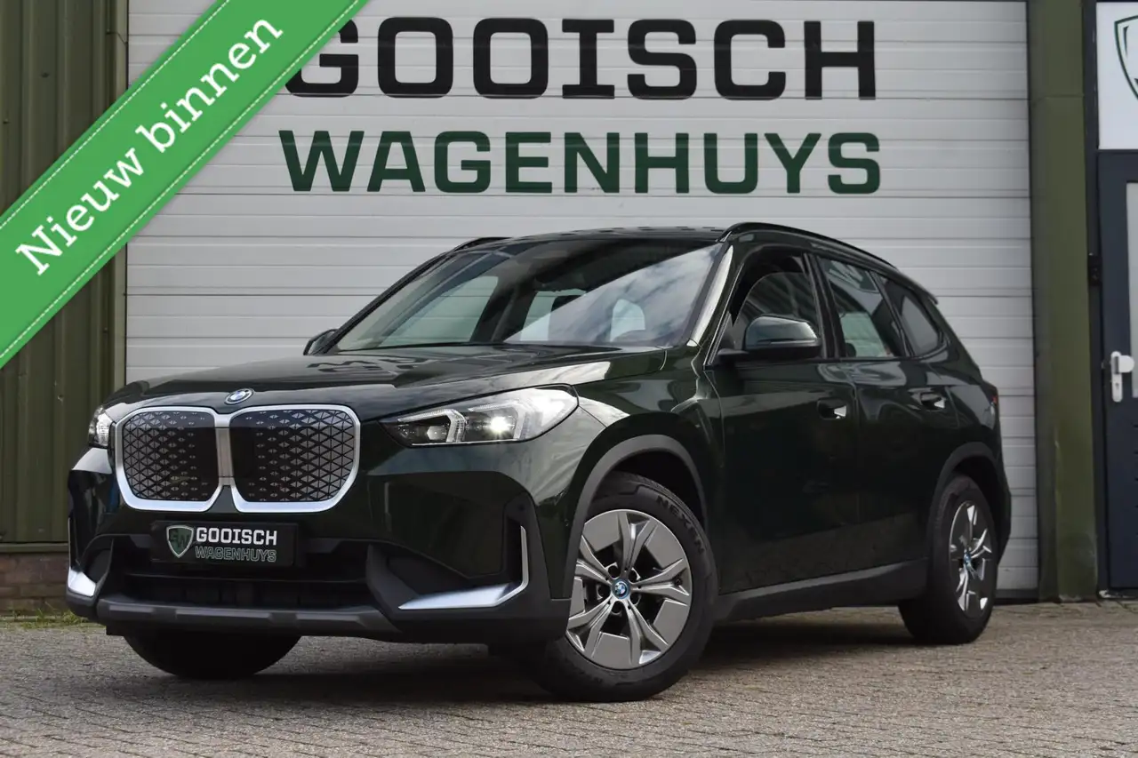 BMW iX1