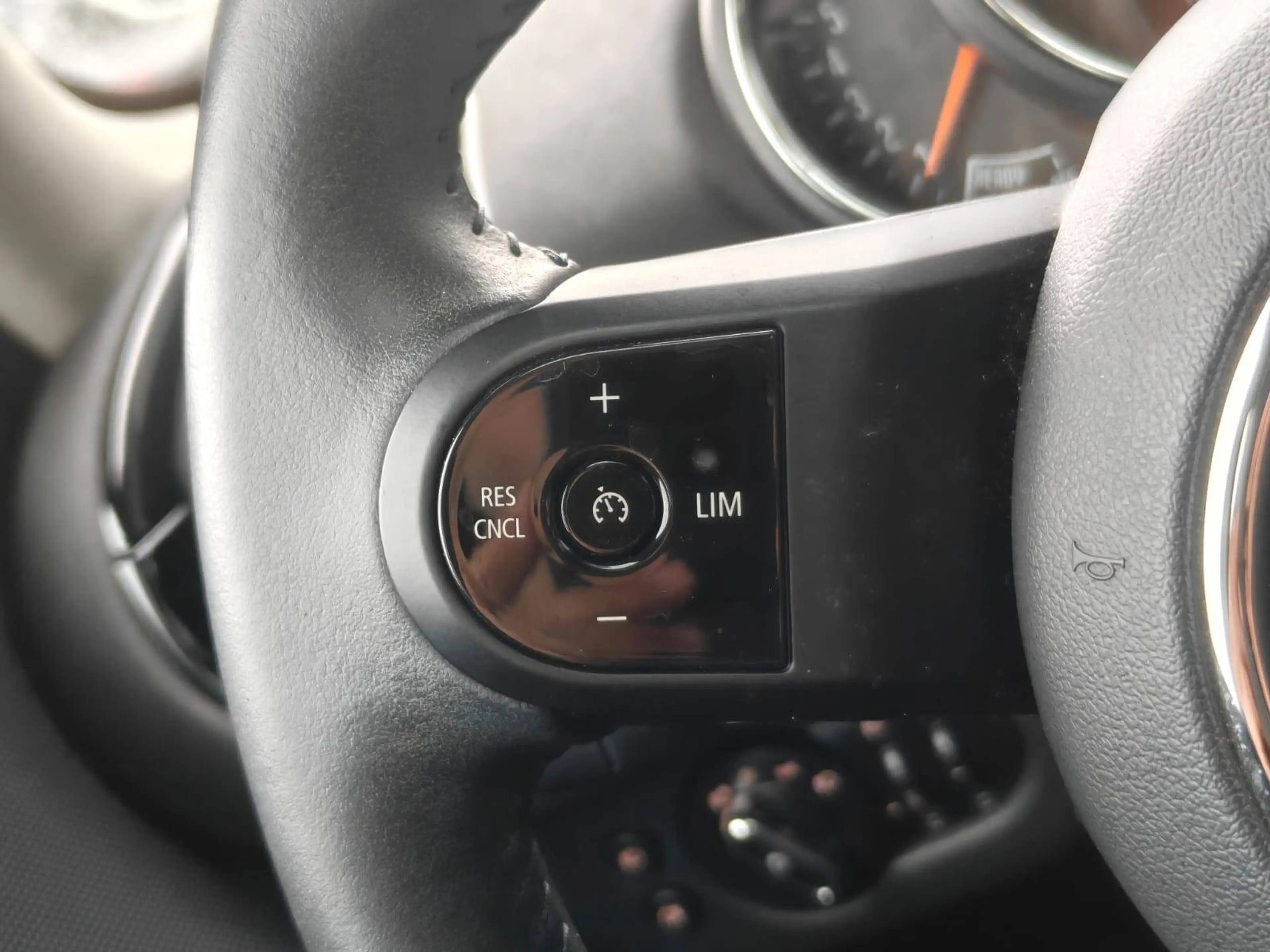 MINI Cooper S Clubman 2.0AS Black pack/Pano/LED/WarmLeder/Cruise/CAM/Ambi/Apple — photo 12