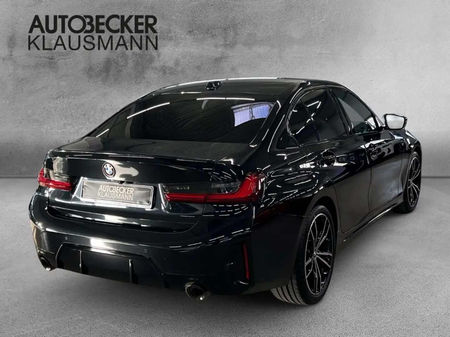 BMW 320 i xDrive M Sport JUBILÄUMSANGEBOT Schwarz - 2