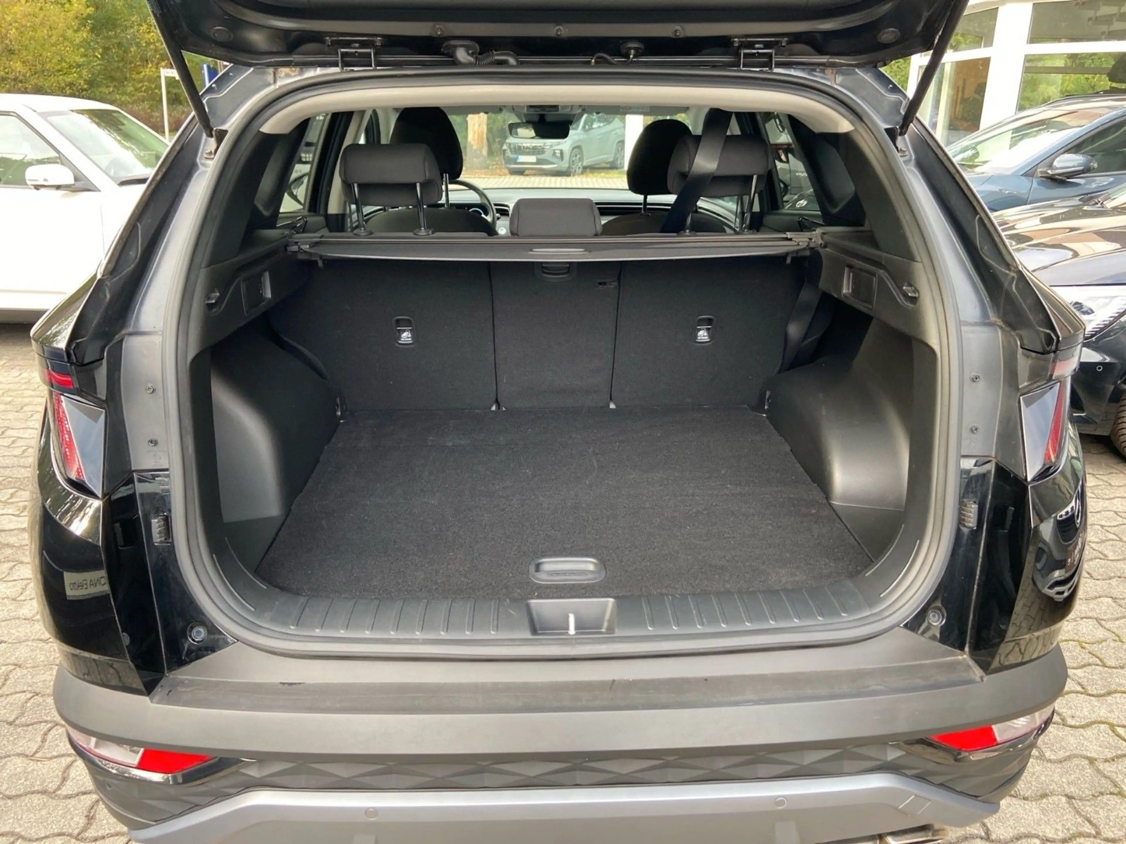 Hyundai TUCSON 1.6 T-GDI 169kW Hybrid Trend Auto — photo 13