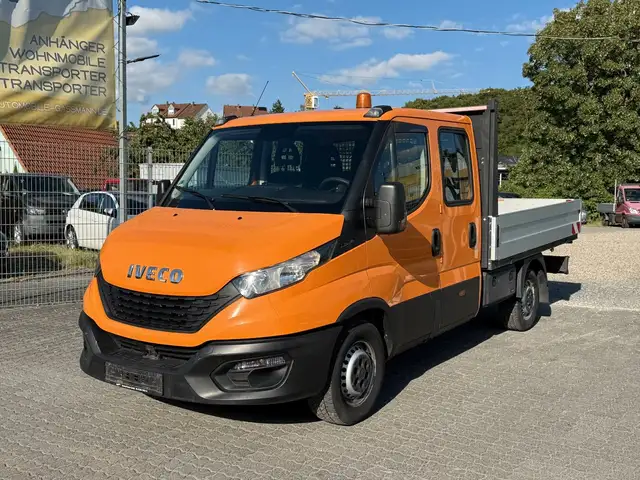 Iveco Daily 2.3D Pritsche DoKa 35S16 7-SITZE Klimaaut.