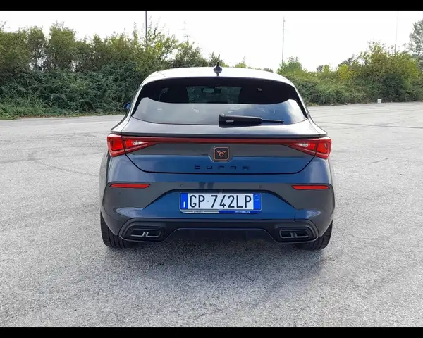 Cupra Leon view 4