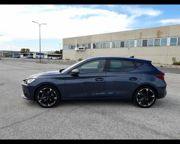 Cupra Leon view 6