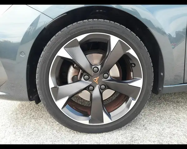 Cupra Leon view 13