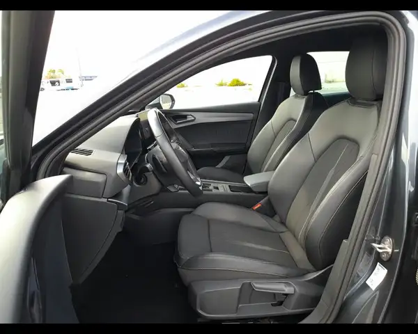 Cupra Leon view 15