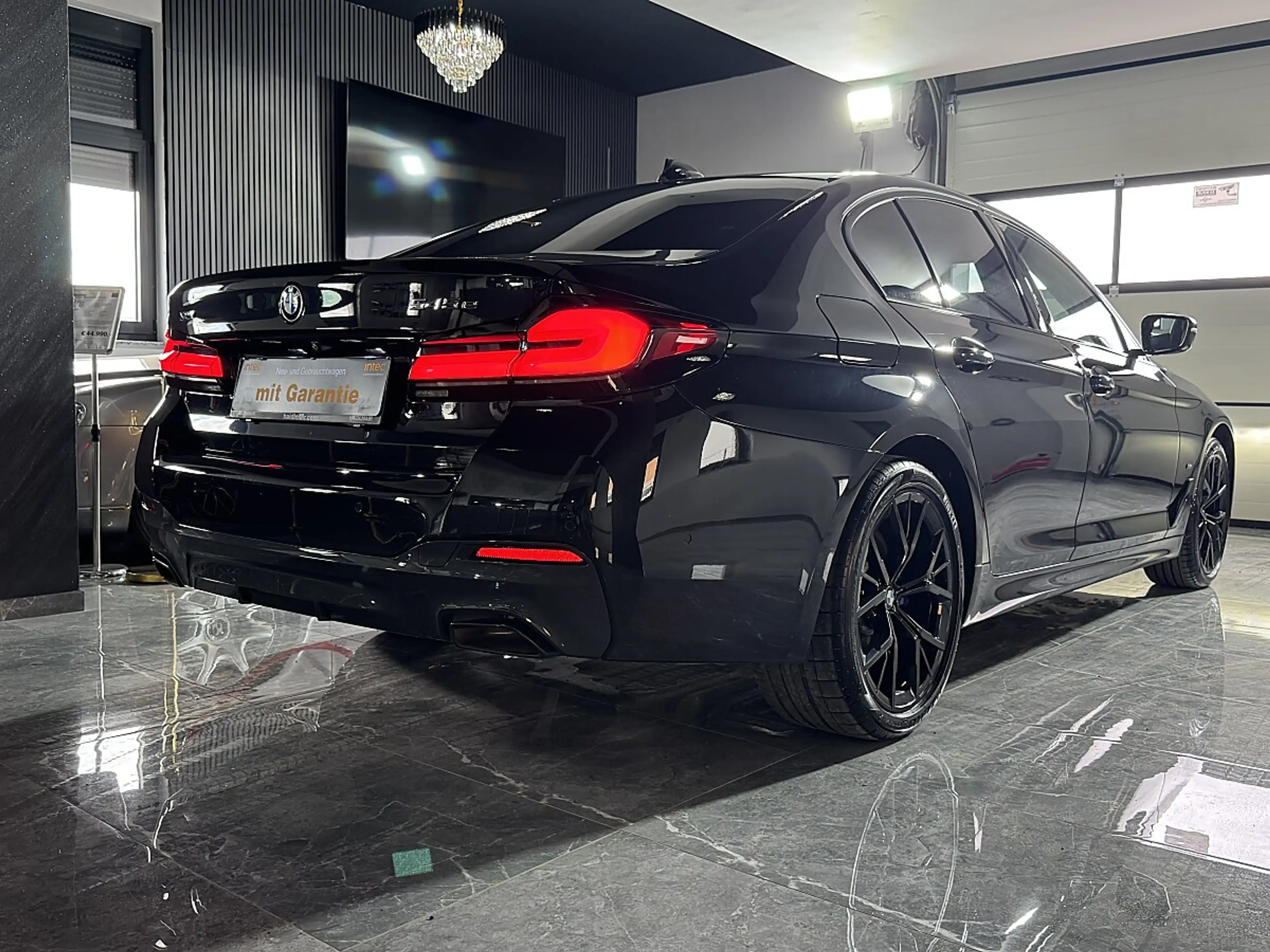 BMW 545 e G30 M xDrive Aut.*1.BESITZ*FACELIFT* — photo 11