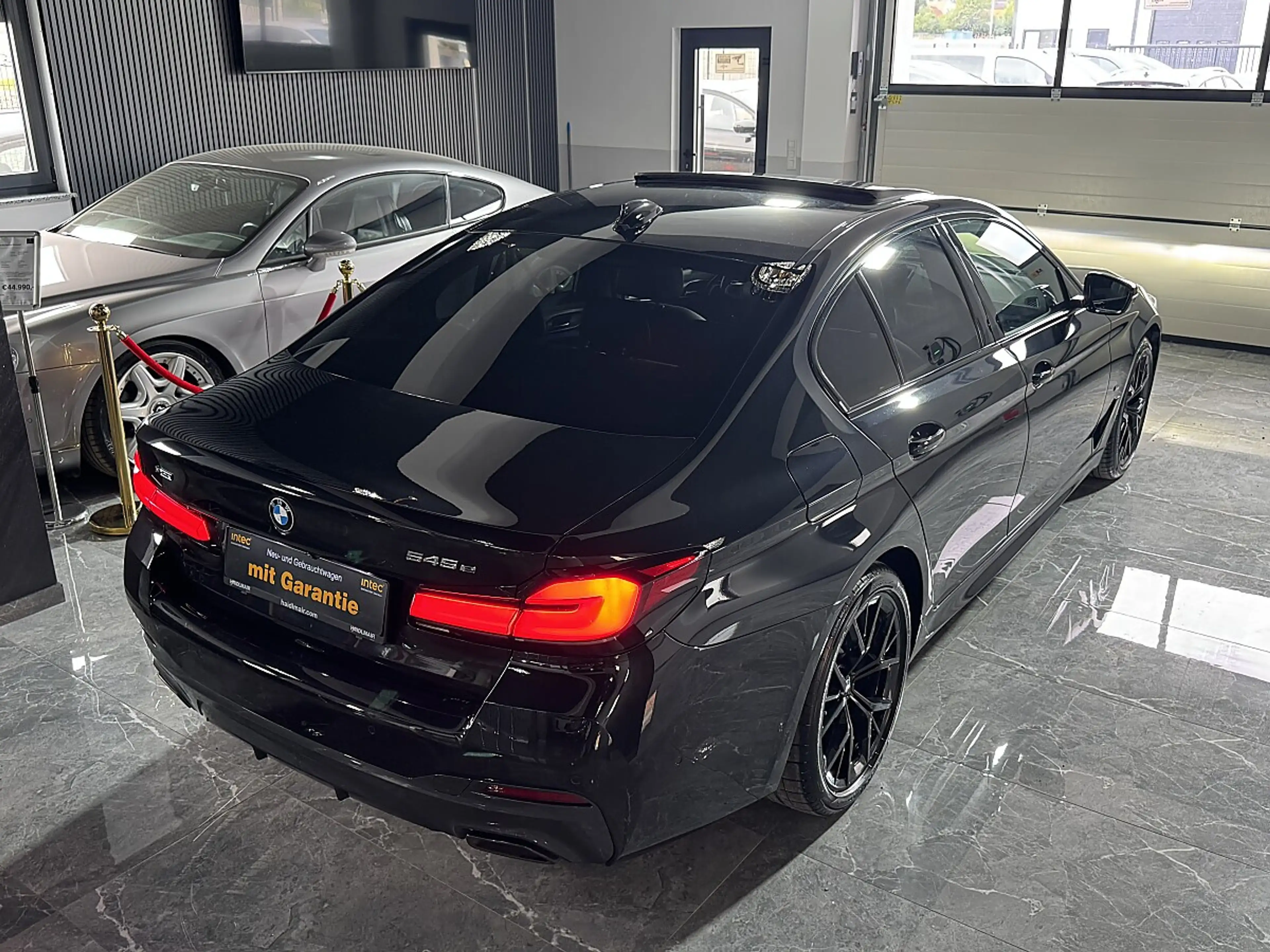 BMW 545 e G30 M xDrive Aut.*1.BESITZ*FACELIFT* — photo 7