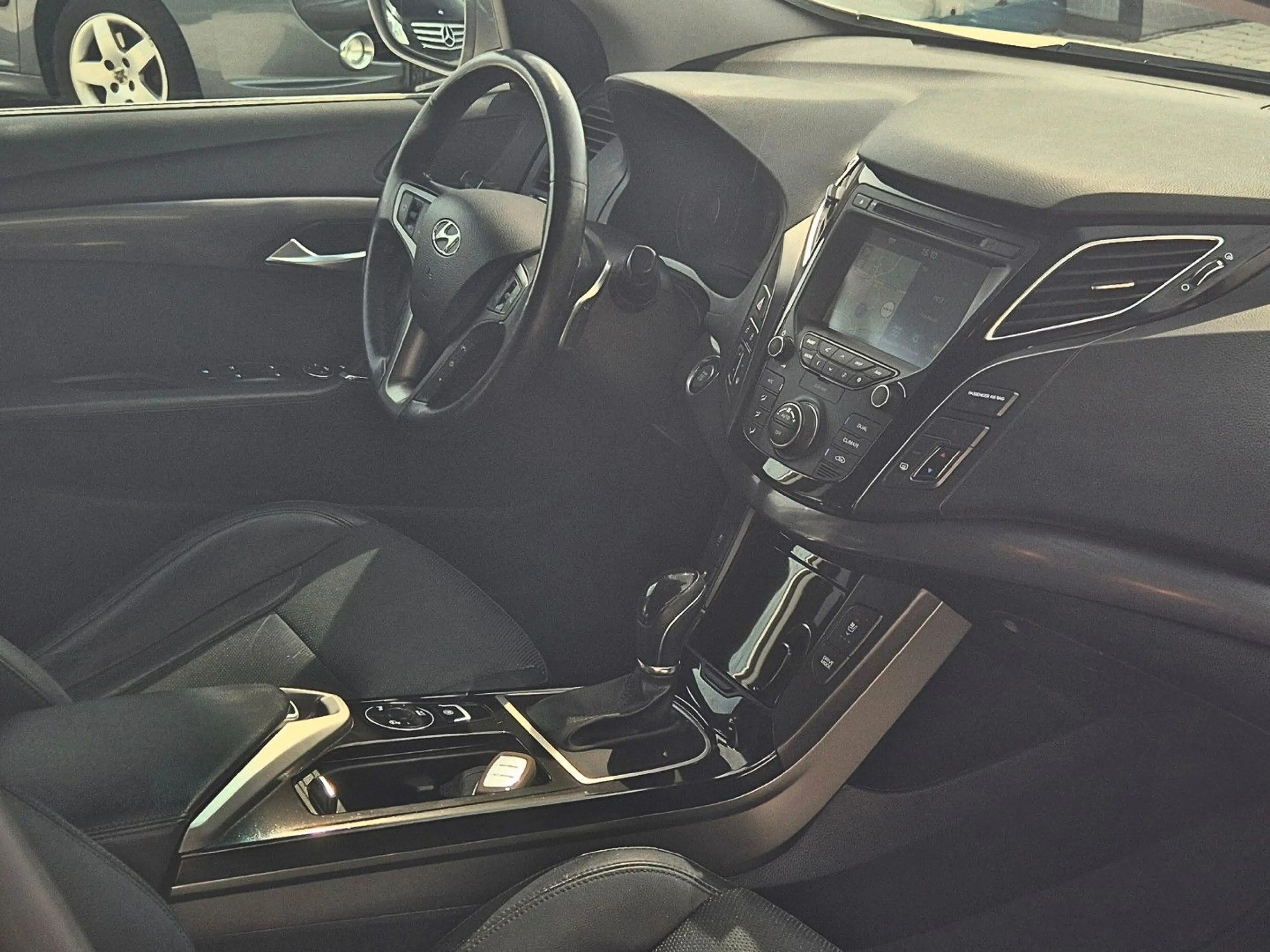 Hyundai i40 cw blue Premium Voll Pano AHK Leder Sitzbel. — photo 9