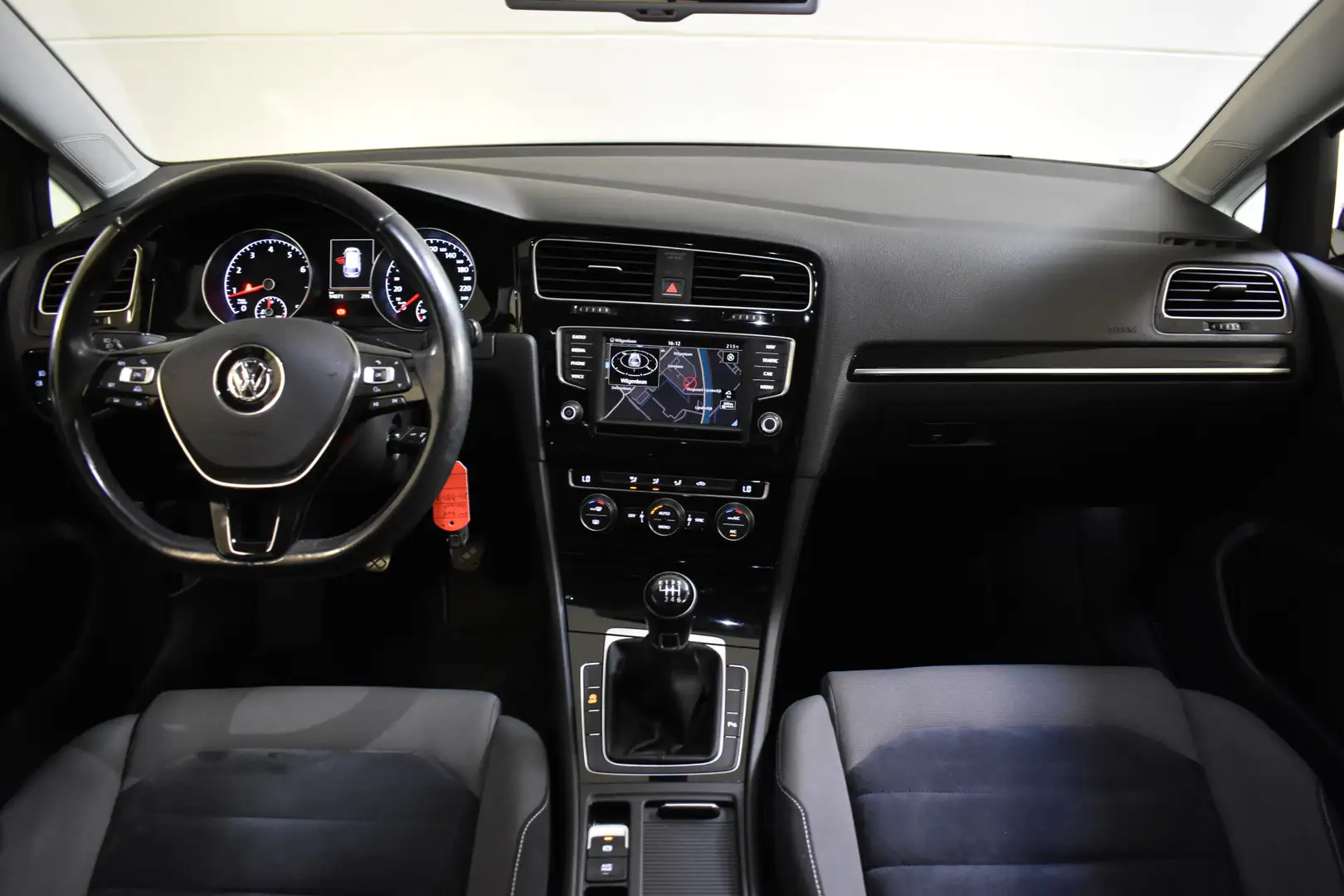 Volkswagen Golf Variant 1.4 TSI 150PK HIGHLINE CAMERA/NAVI/TREKHAAK Чёрный - 2