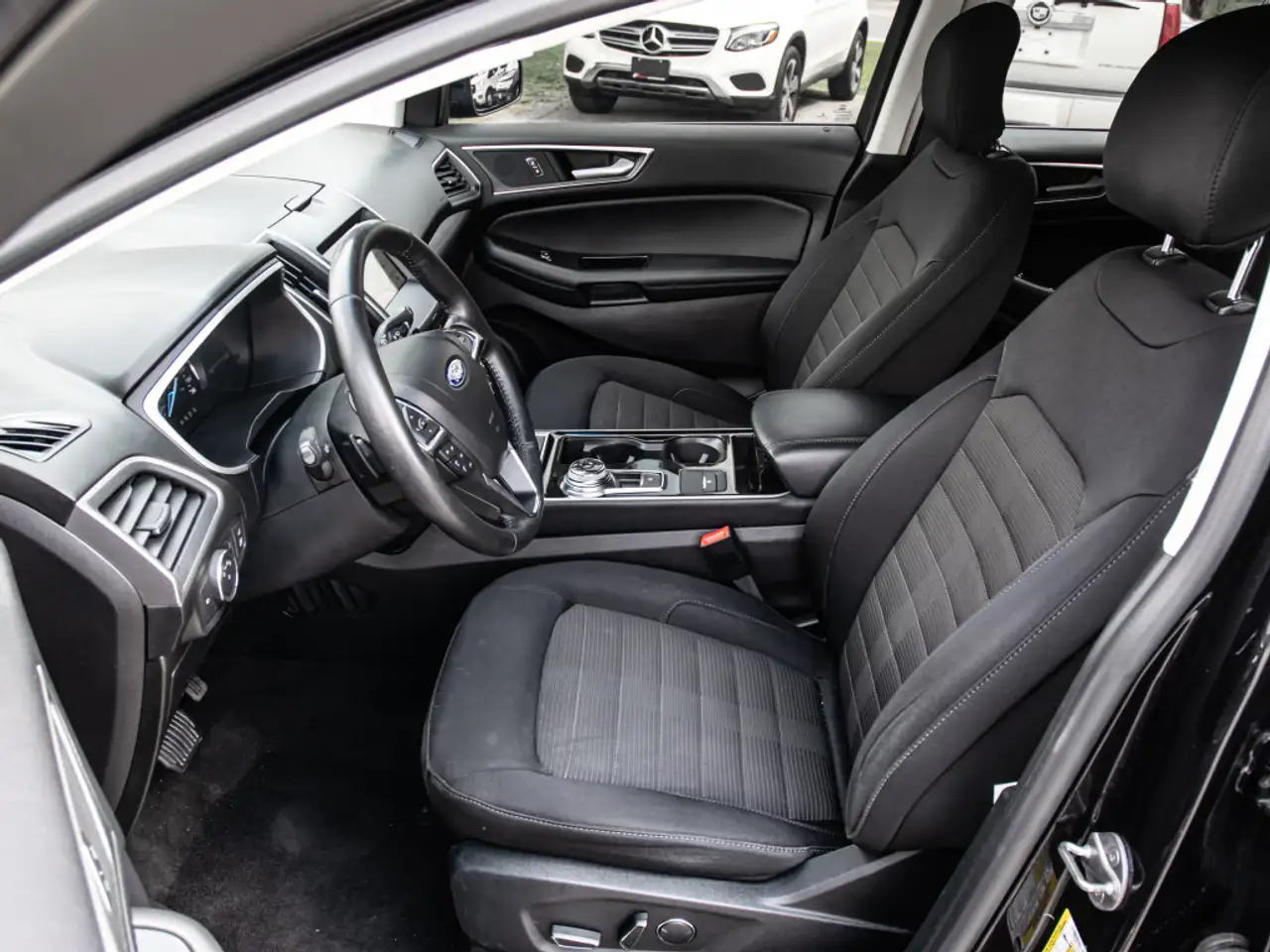 Ford Edge снимка Ford Edge