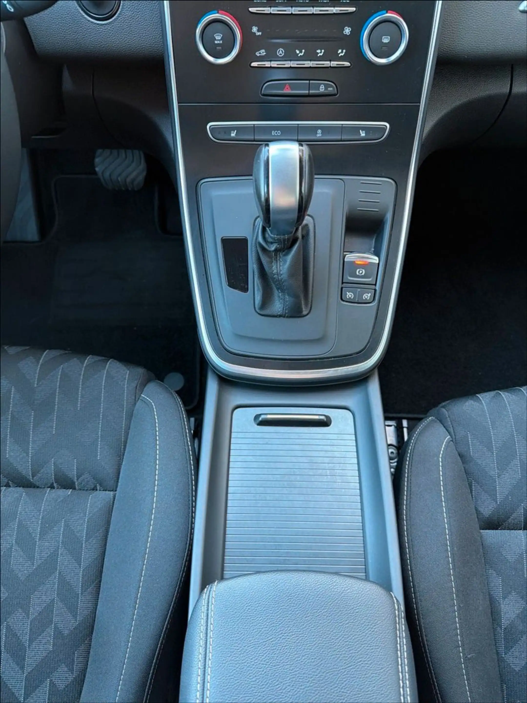Renault Scenic IV Limited SHZ/8-FACH/KLIMA — photo 15
