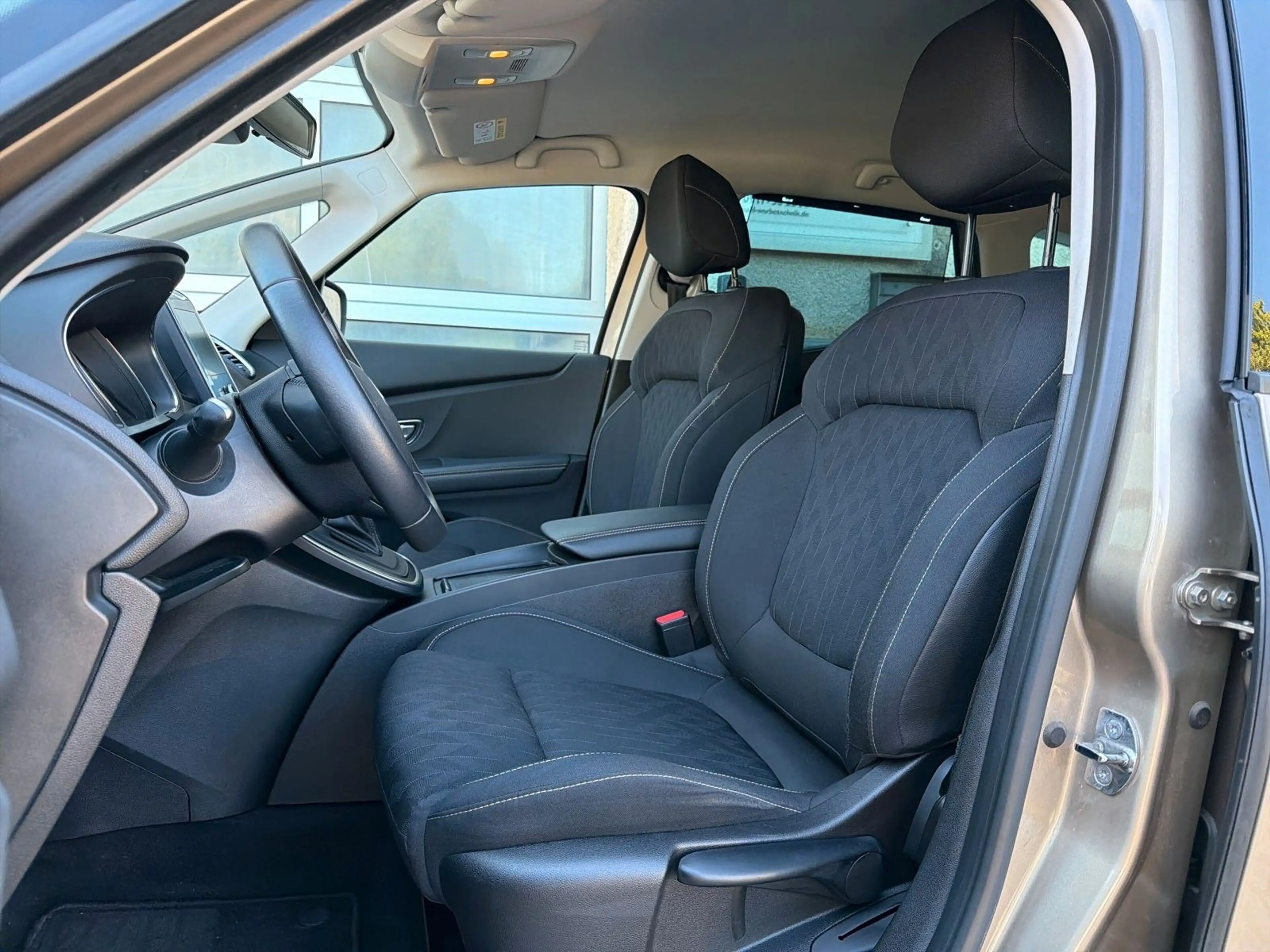 Renault Scenic IV Limited SHZ/8-FACH/KLIMA — photo 11