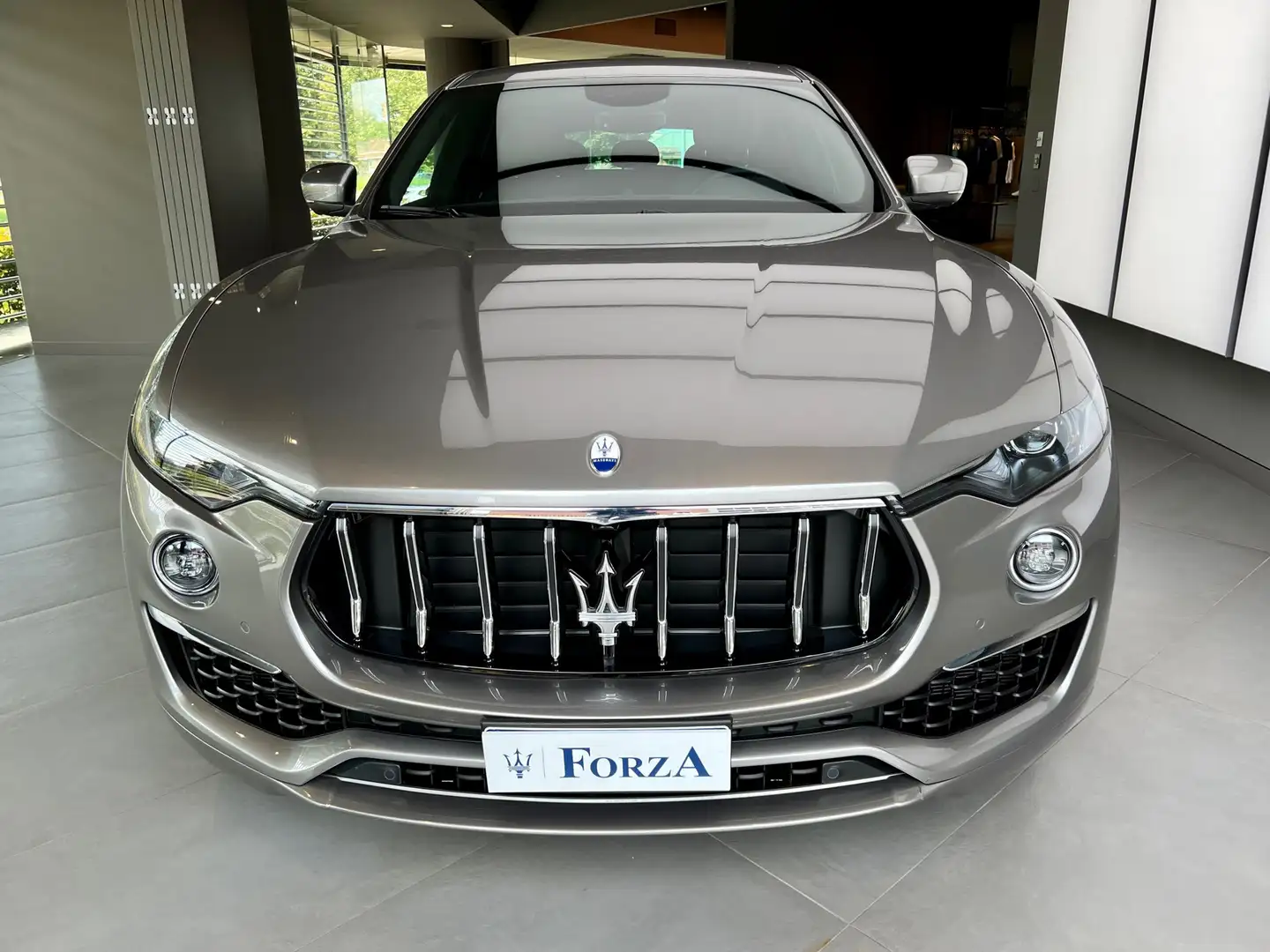 Maserati Levante 2.0 Hybrid mhev GT 330cv auto Grigio - 2