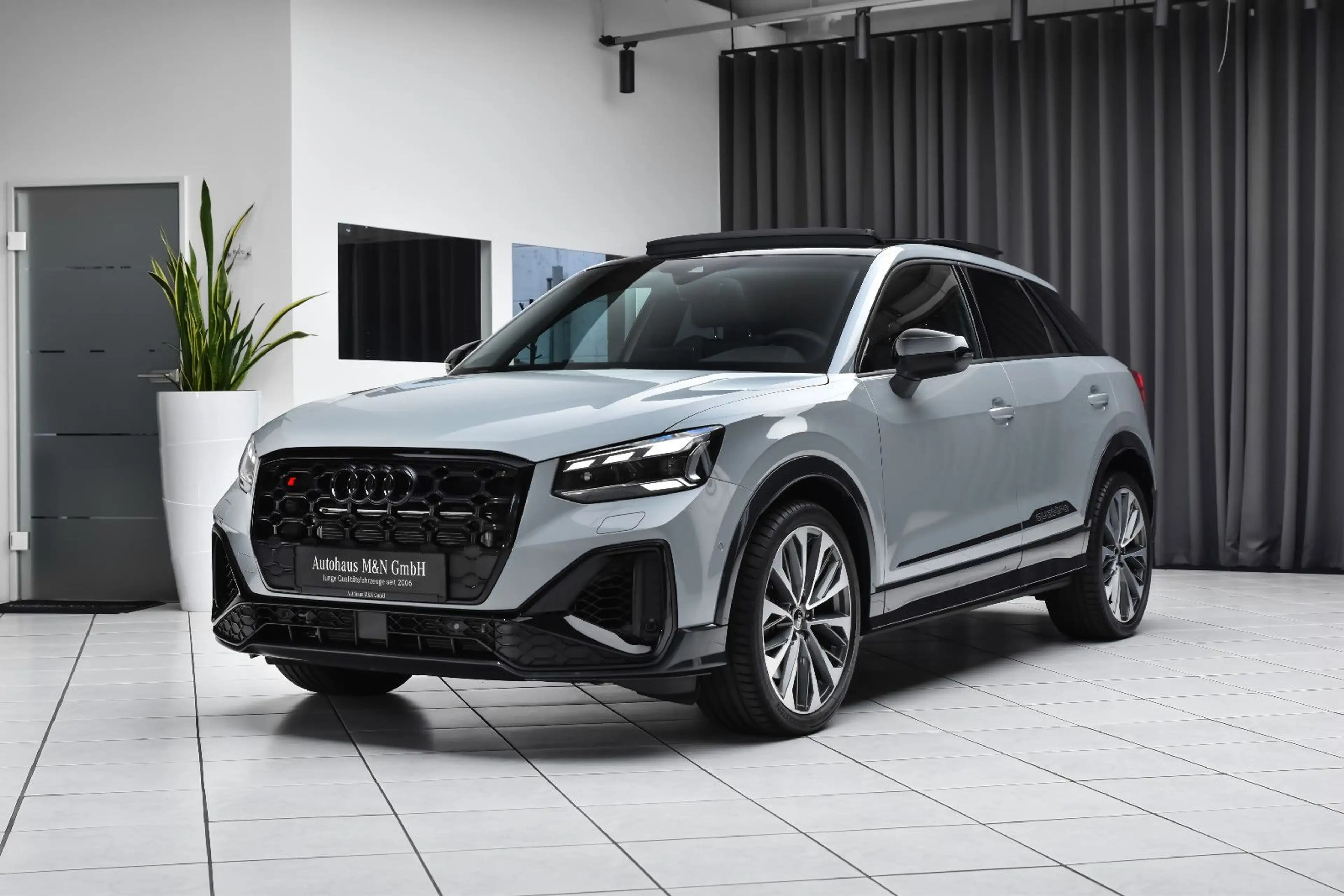 Audi SQ2 2.0 TFSI quatt. *ACC* Pano* Sonox* Matrix*