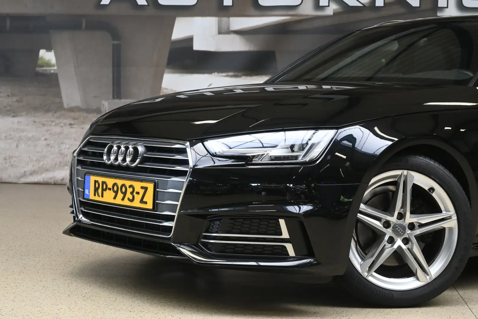 Audi A4 Avant 1.4 TFSI 150pk Sport S-Line edition | NL-aut Schwarz - 2