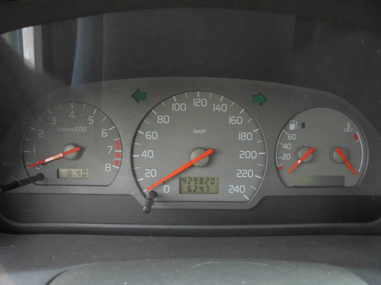 Volvo V40 1.8 Exclusive **APK 2-2027**, foto 11