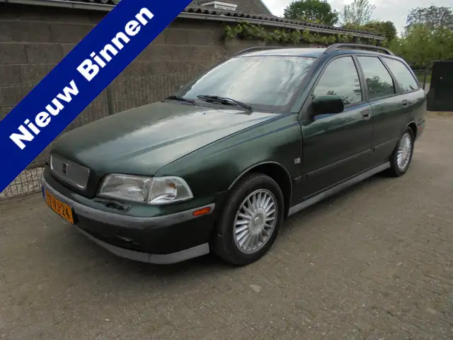 Volvo V40