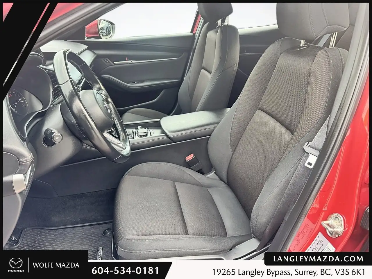 Mazda 3 снимка Mazda 3
