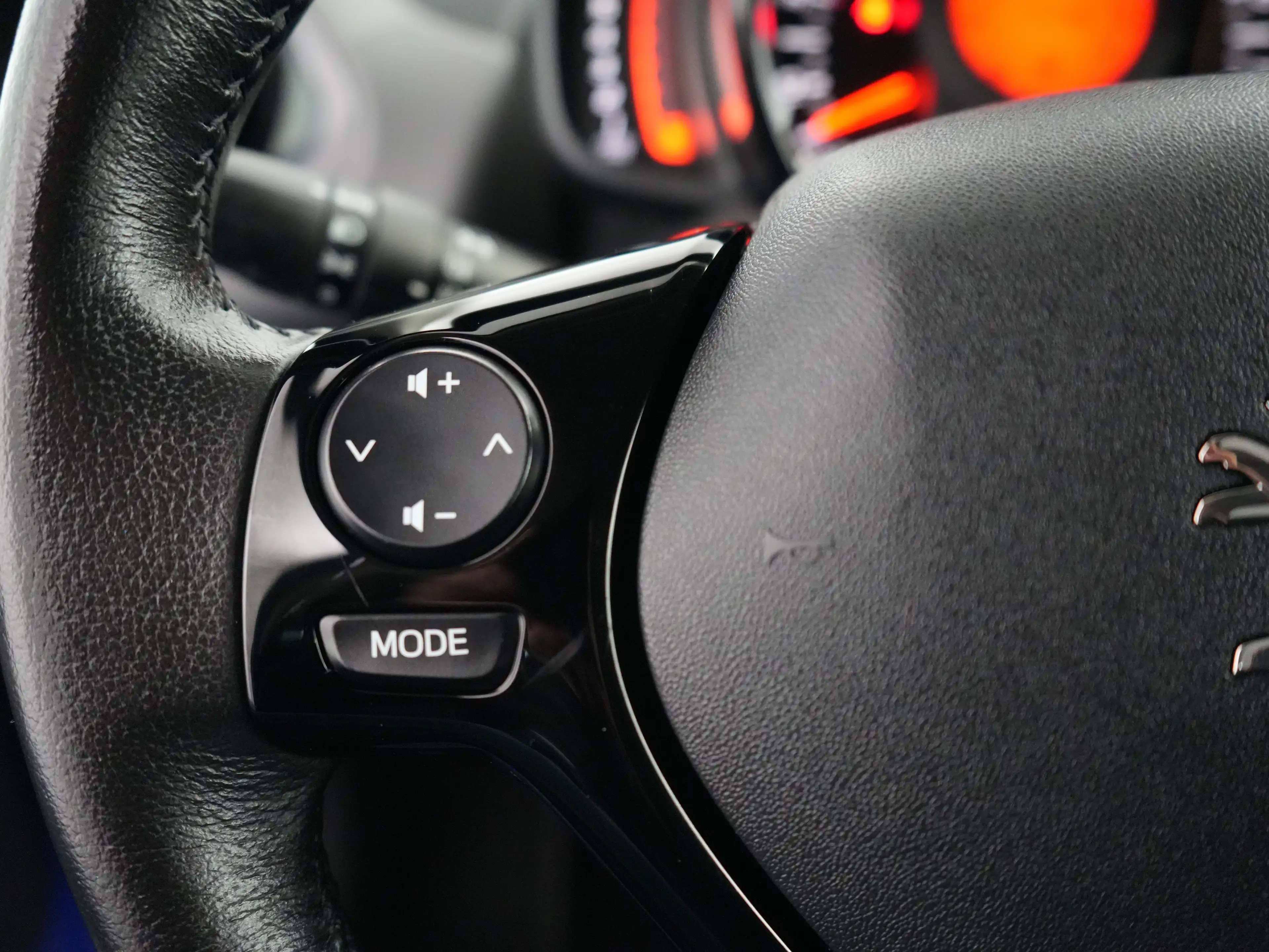 Peugeot 108 1.0 e-VTi Allure | Airco | Airco (automatisch) | A — photo 20