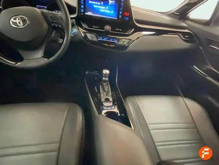 Toyota C-HR 2019, foto 7