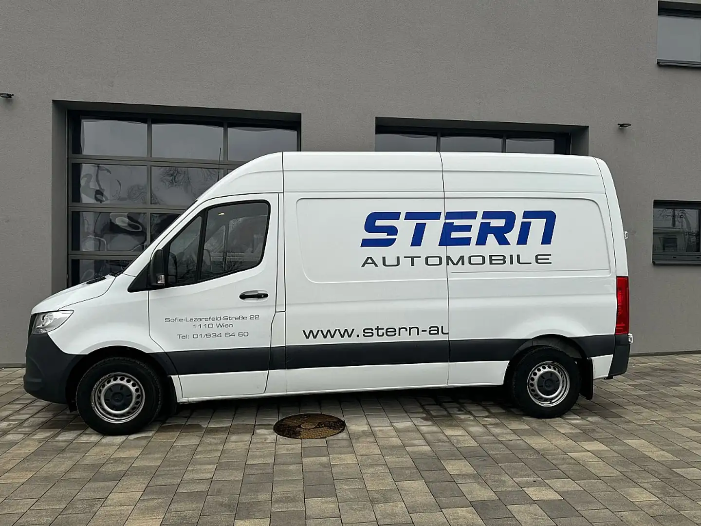 Mercedes-Benz Sprinter Sprinter Front 211 CDI 3,0t / 3.924 mm Worker Weiß - 2