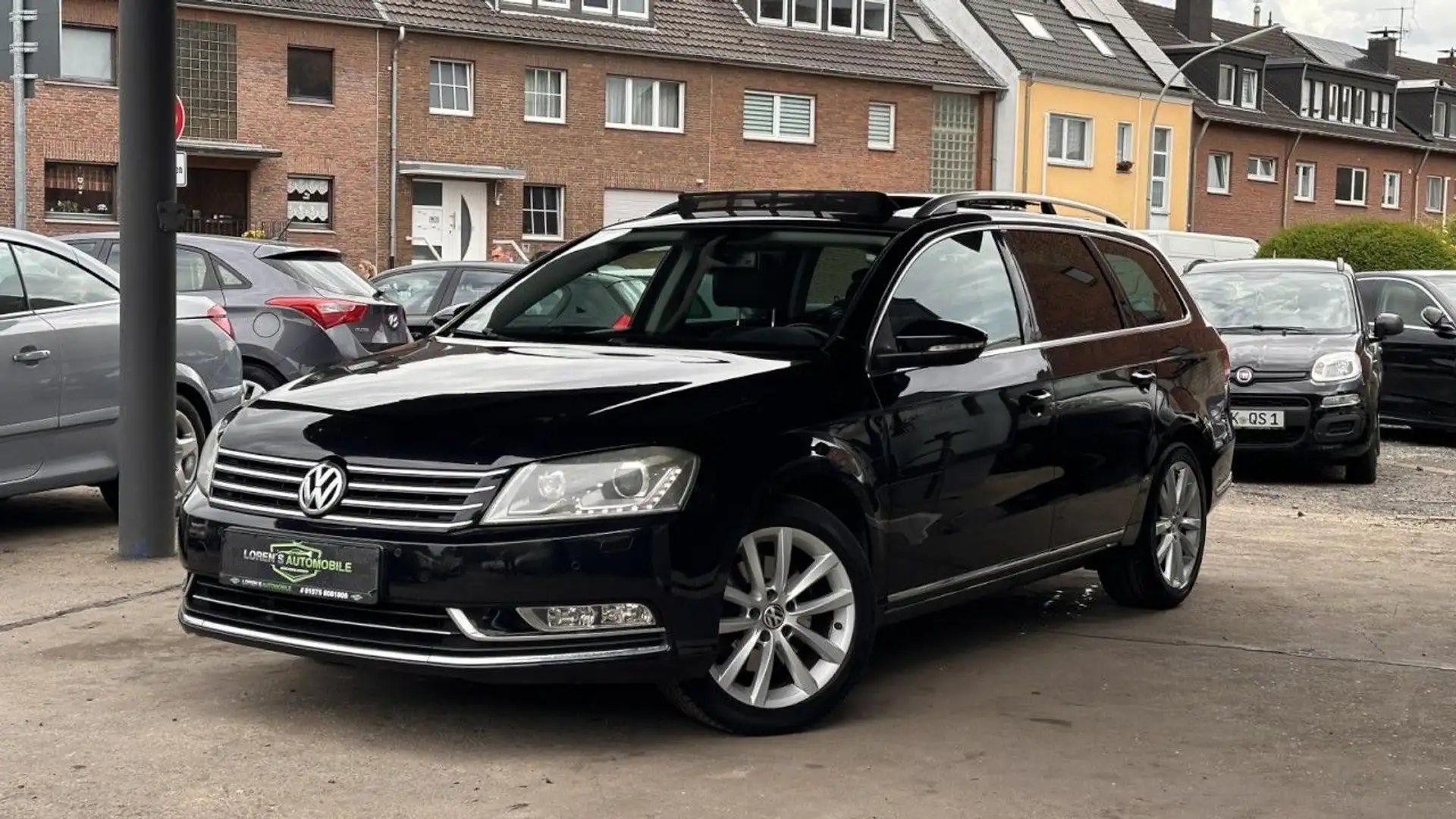 Volkswagen Passat Variant Highline*Xenon*Pano*Pdc*Navi*Alus Zwart - 1