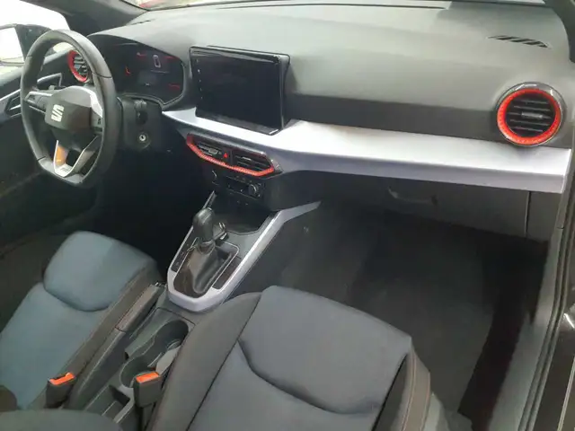 SEAT Arona view 9