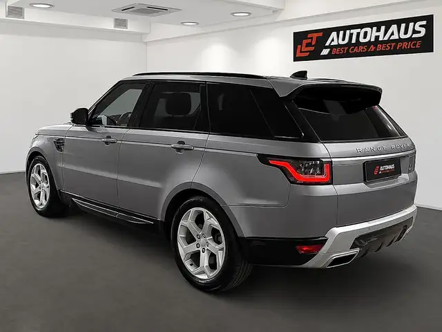 Land Rover Range Rover Sport view 3