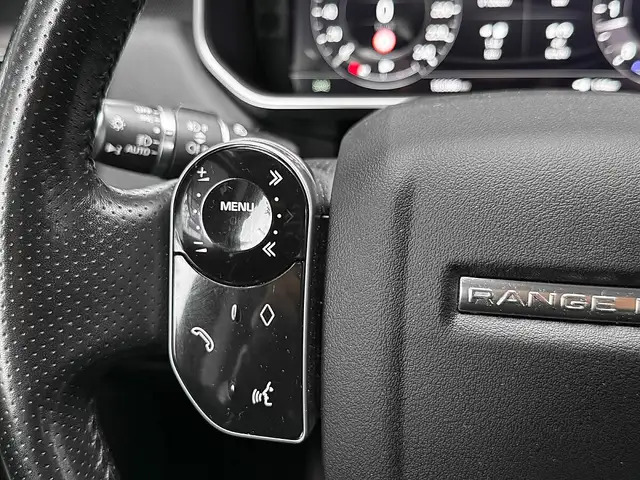 Land Rover Range Rover Sport view 11
