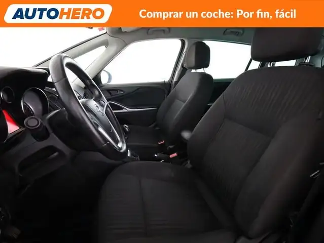 Opel Zafira view 11