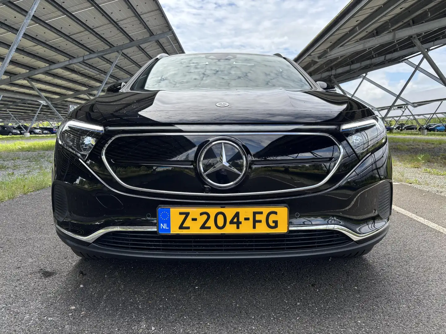 Mercedes-Benz EQA 250 250+ Business Edition 71 kWh | Panoramadak | Trekh Zwart - 2