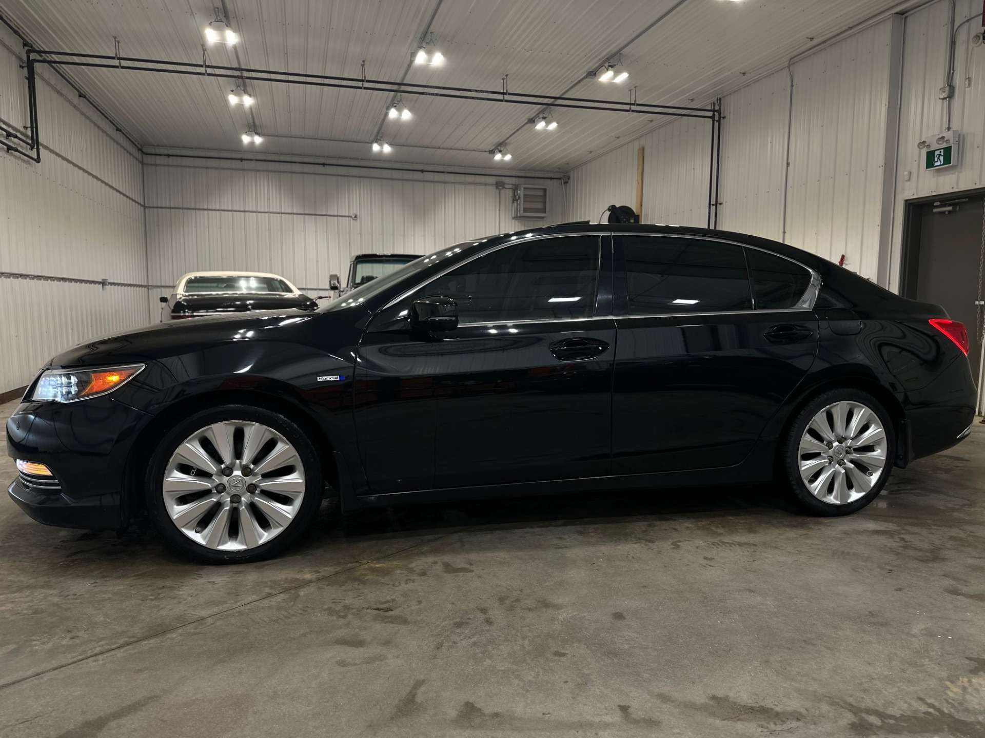 2014 Acura RLX Sport Hybrid